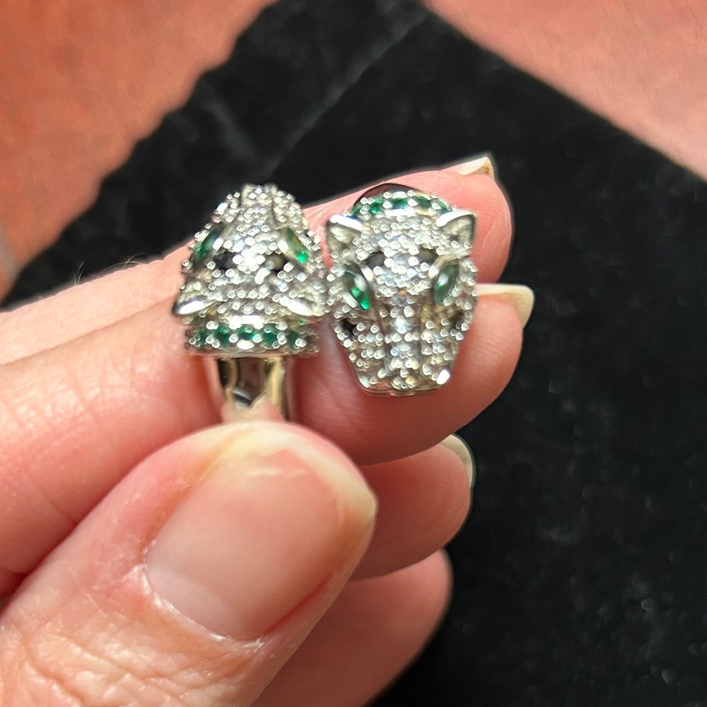 Jaguar Ring